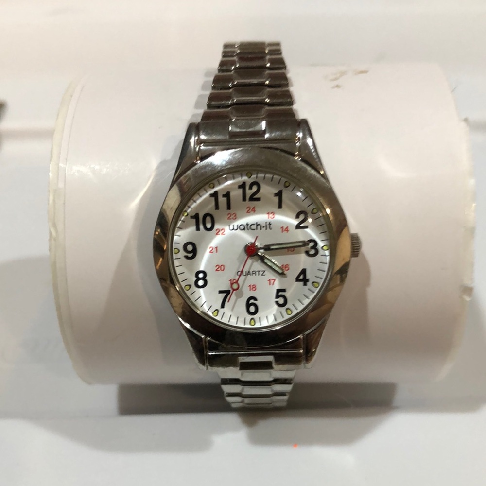 Watch-it Watch New Womens Silver Quartz New Battery